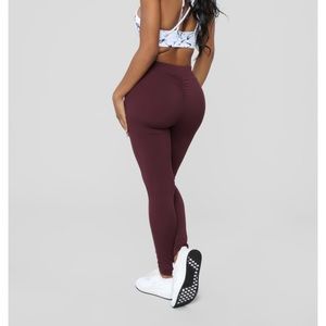 High waisted booty scrunch leggings